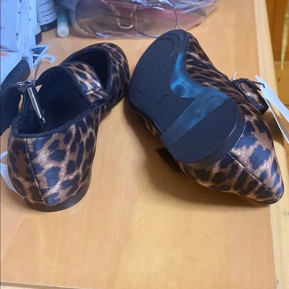 Zara Women's Leopard Flats with Buckle Detail Mary Jane style - Picture 2 of 3